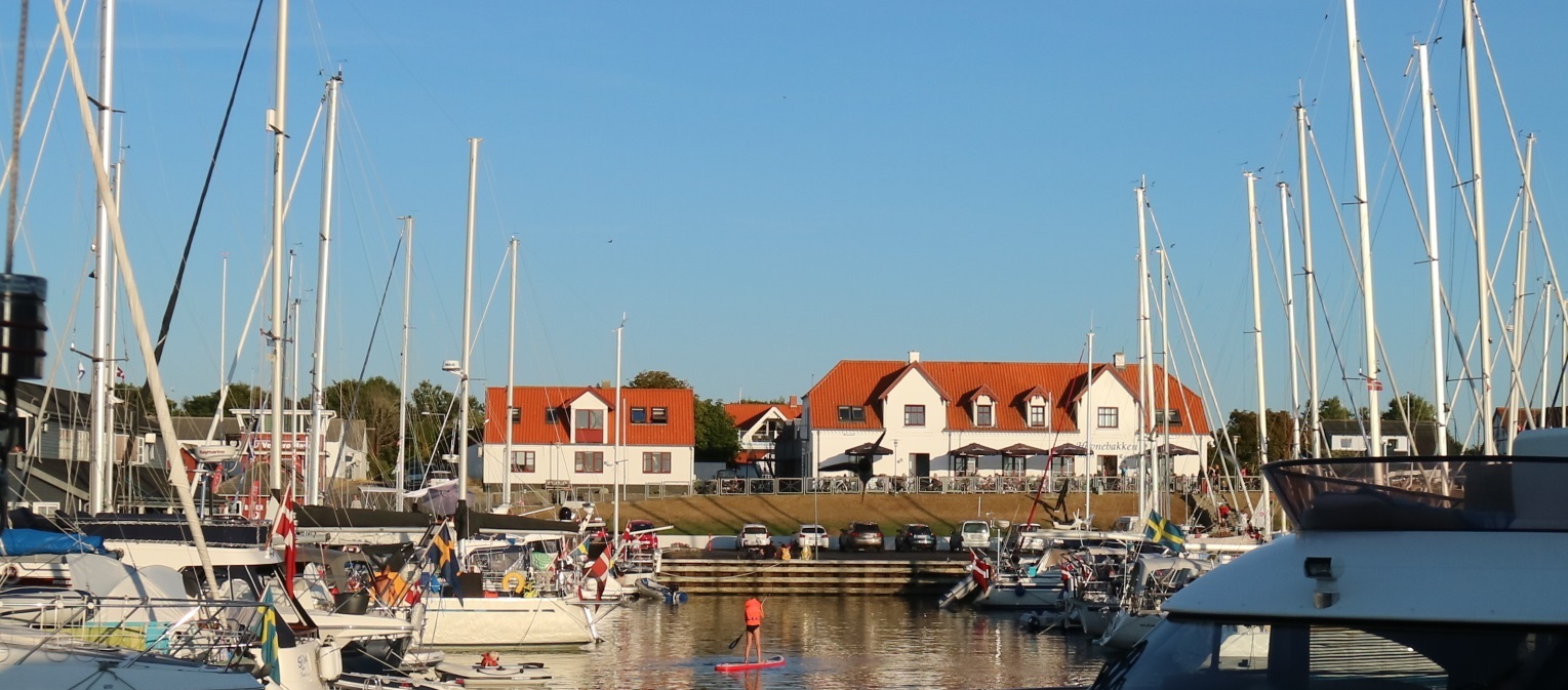Vesterø Havn og Havnebakken